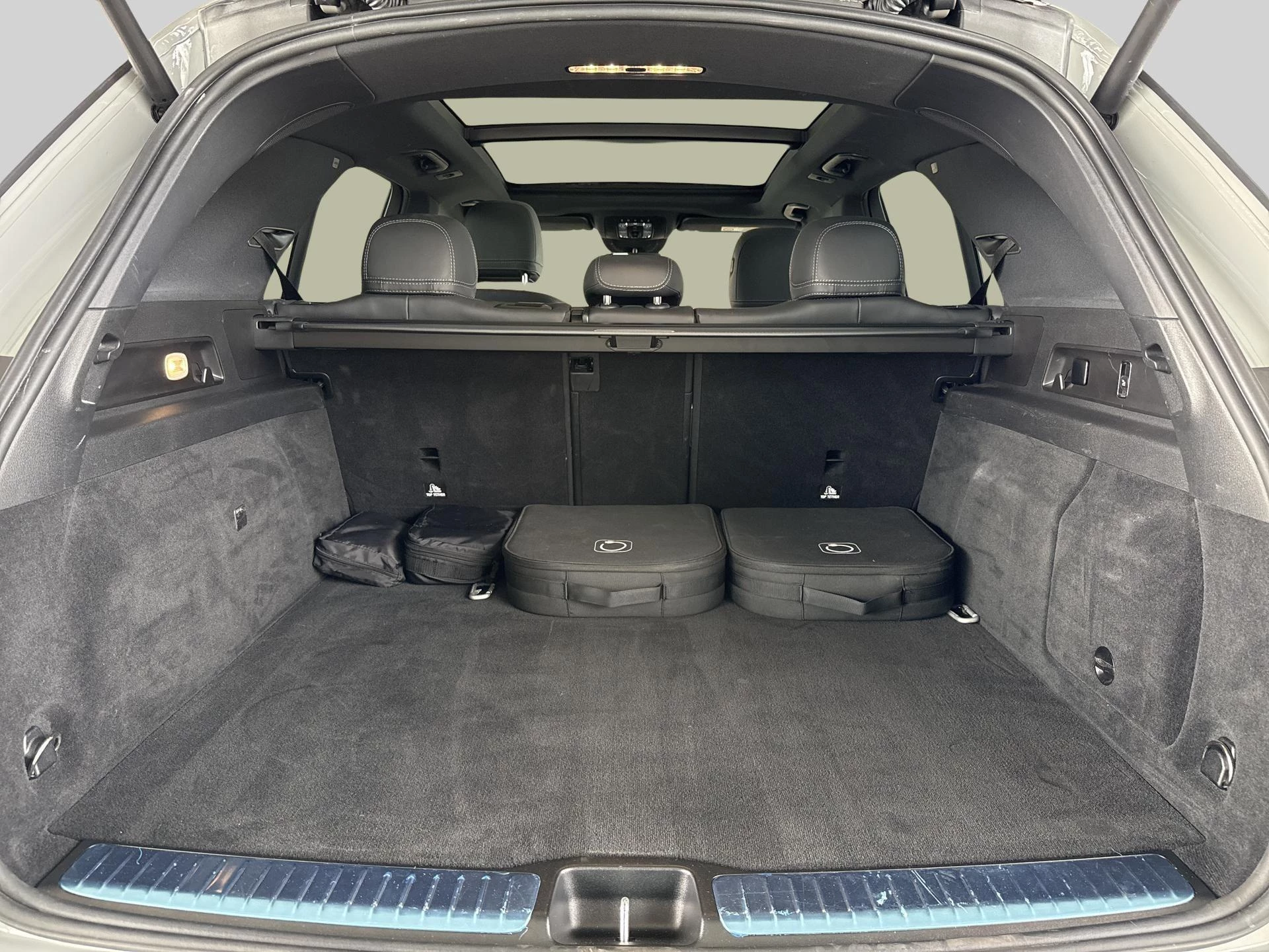 Mercedes-Benz GLE 53 AMG HYBRID + 30 gr+ PANO DAK + TREKHAAK + NAPPA + BURMESTER +