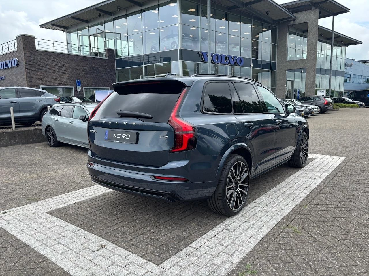 Volvo-XC90-image-23