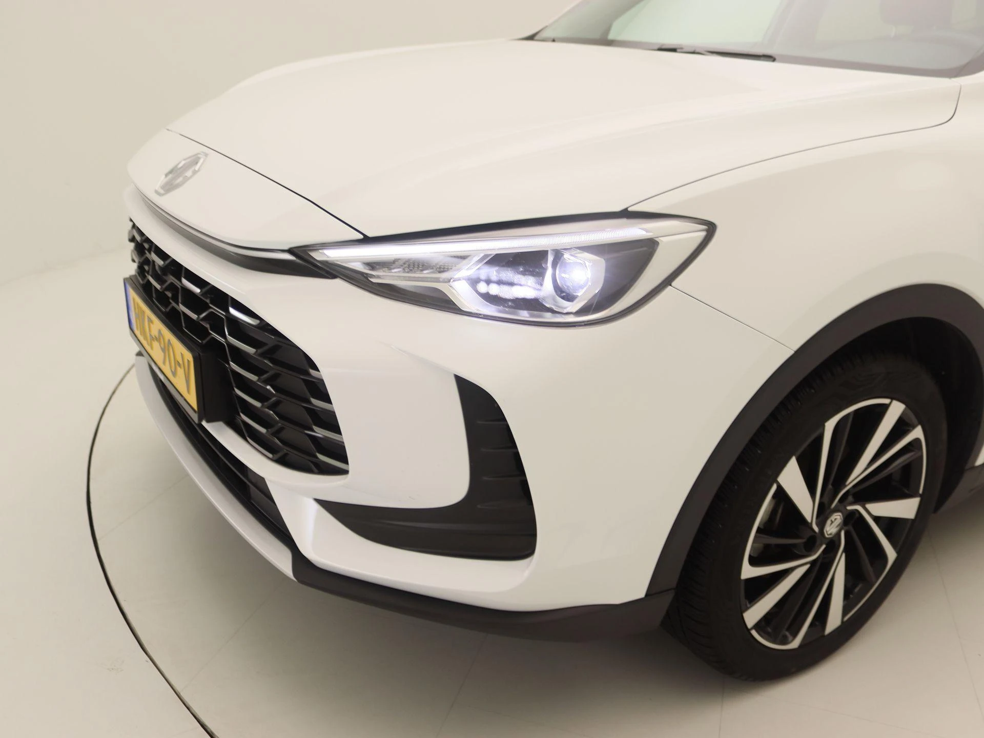 MG-ZS-image-15