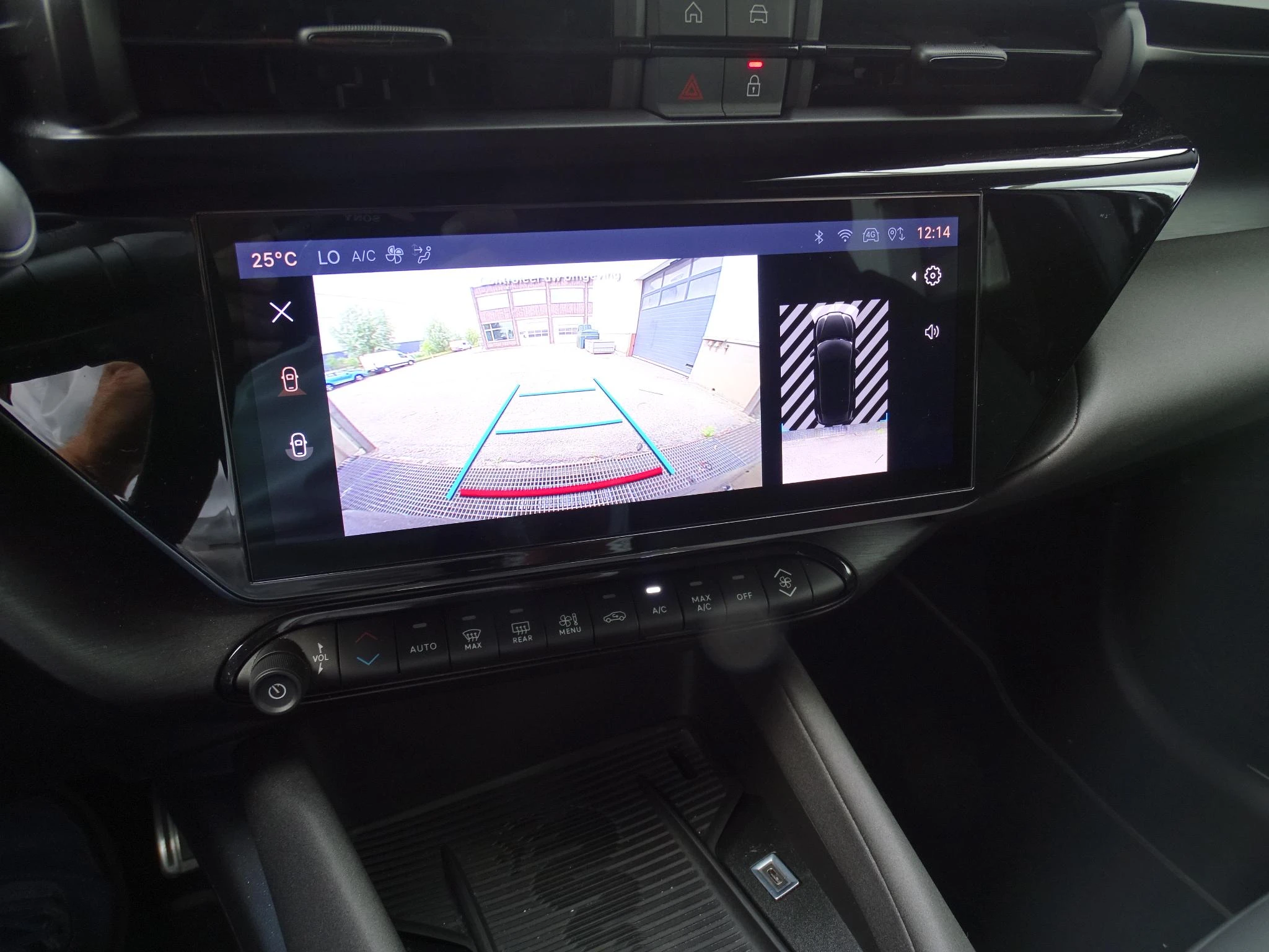 Alfa Romeo Junior 1.2 Hybrid 145 eDCT6 Ibrida Speciale