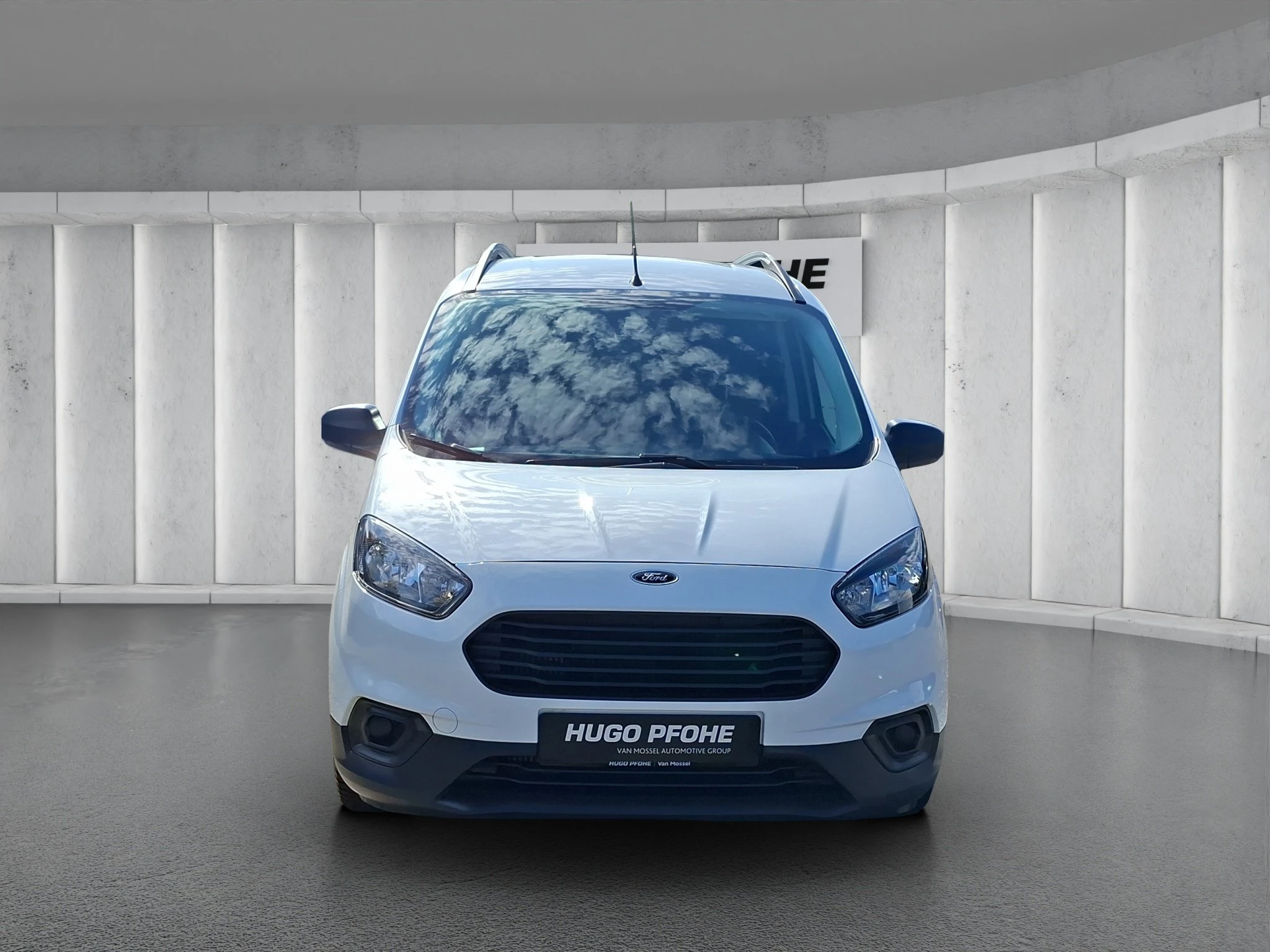 Ford-Transit Courier-image-7