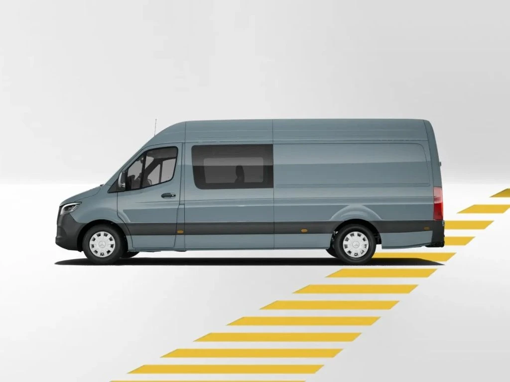 Mercedes-Benz-Sprinter 319-image-3