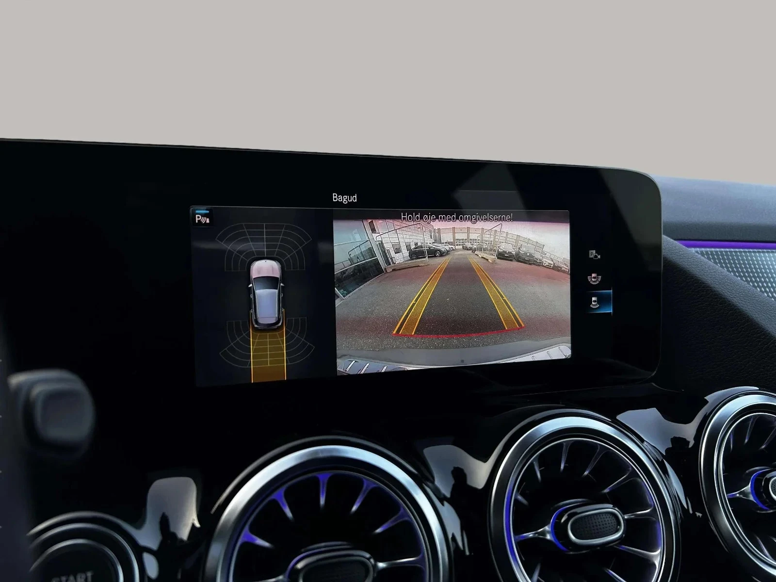 Mercedes-Benz-EQA-image-19