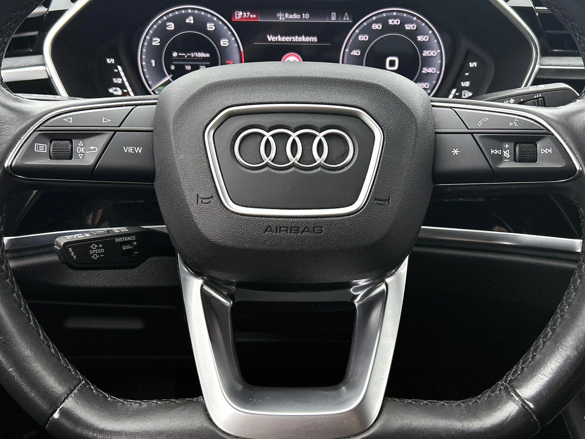 Audi-Q3-image-14