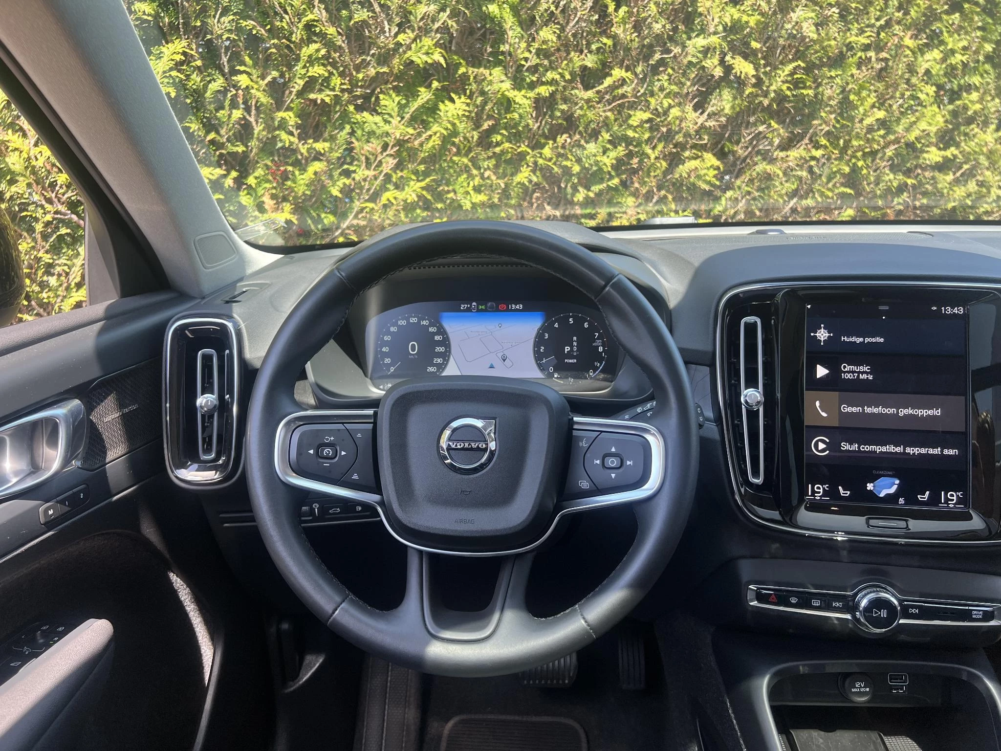 Volvo-XC40-image-8