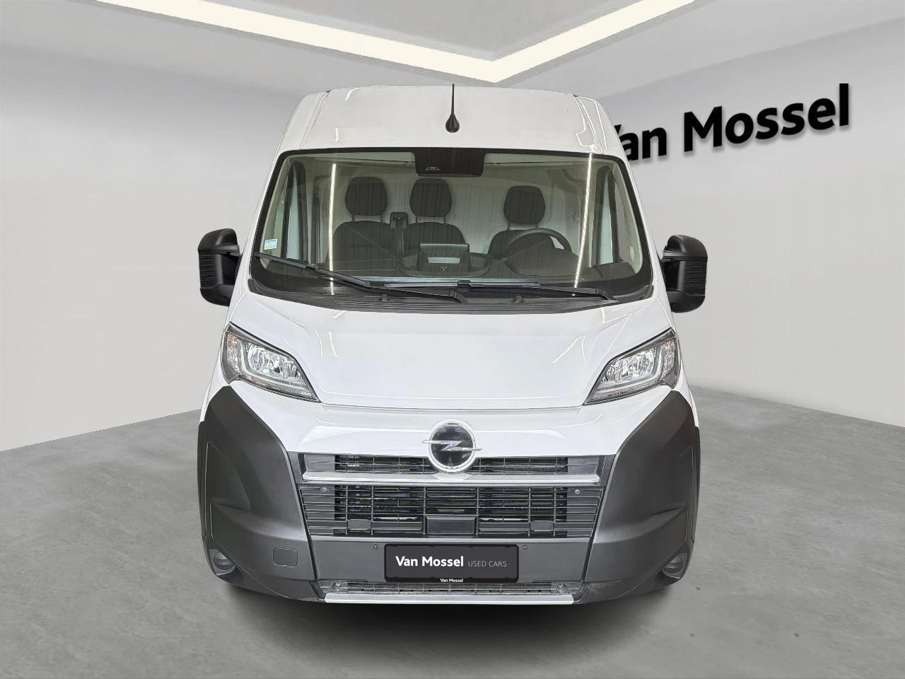 Opel-Movano-image-1