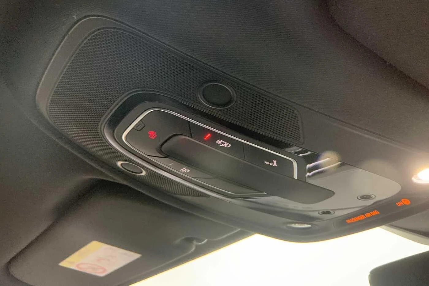Audi-RSQ8-image-29
