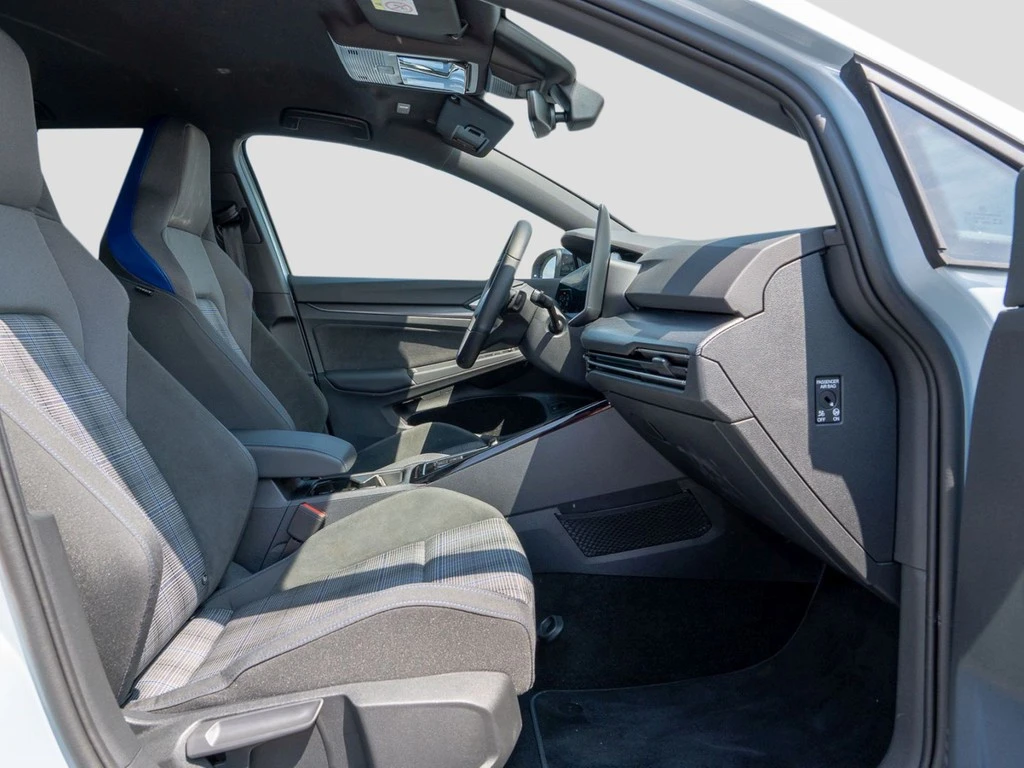 Volkswagen-Golf-image-6