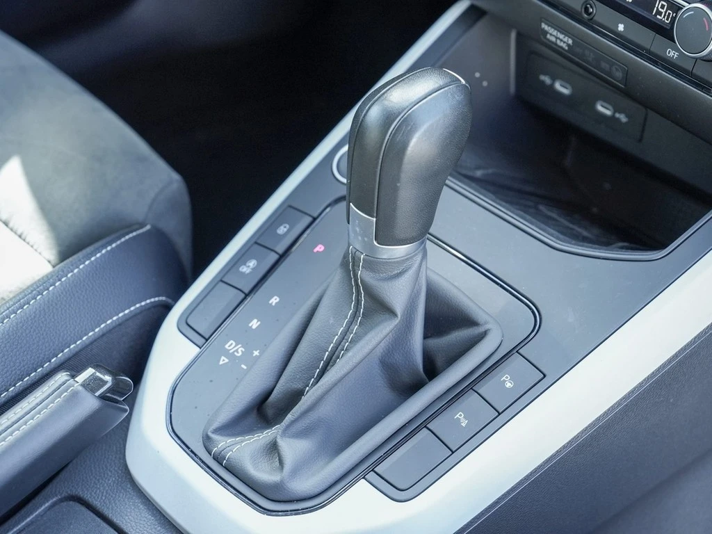 SEAT-Arona-image-8