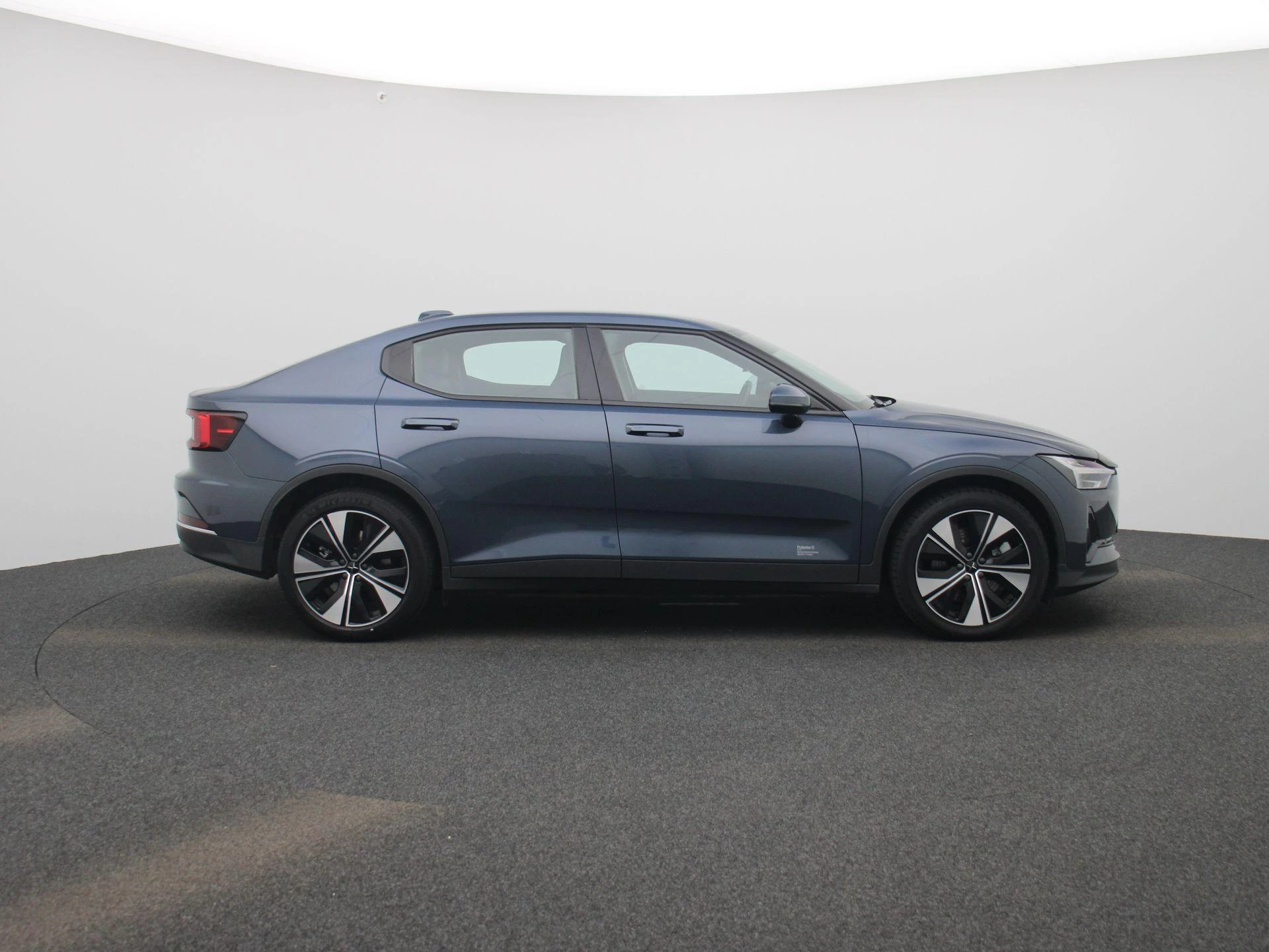 Polestar 2 Standard Range Single Motor