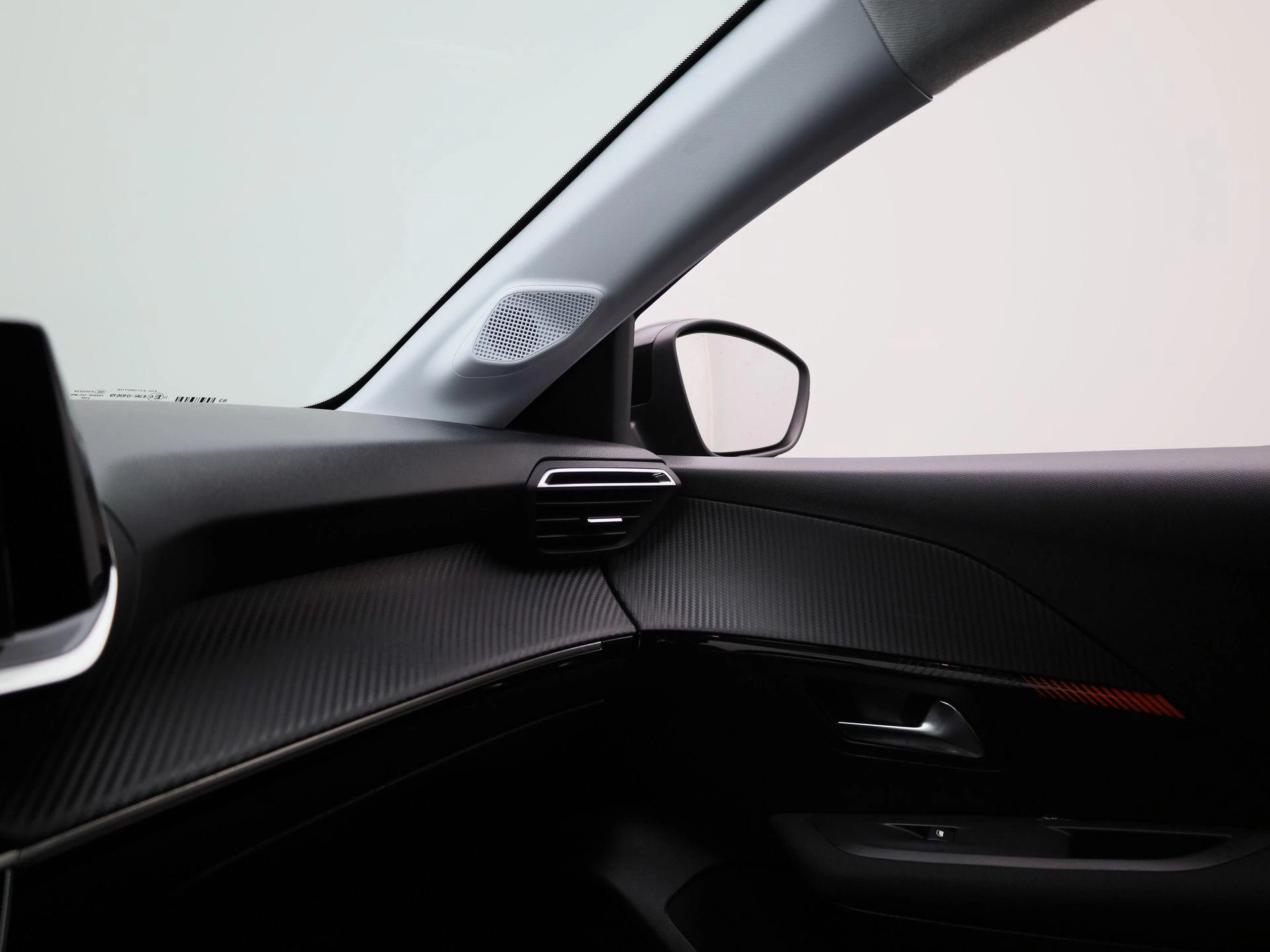 Peugeot-208-image-26