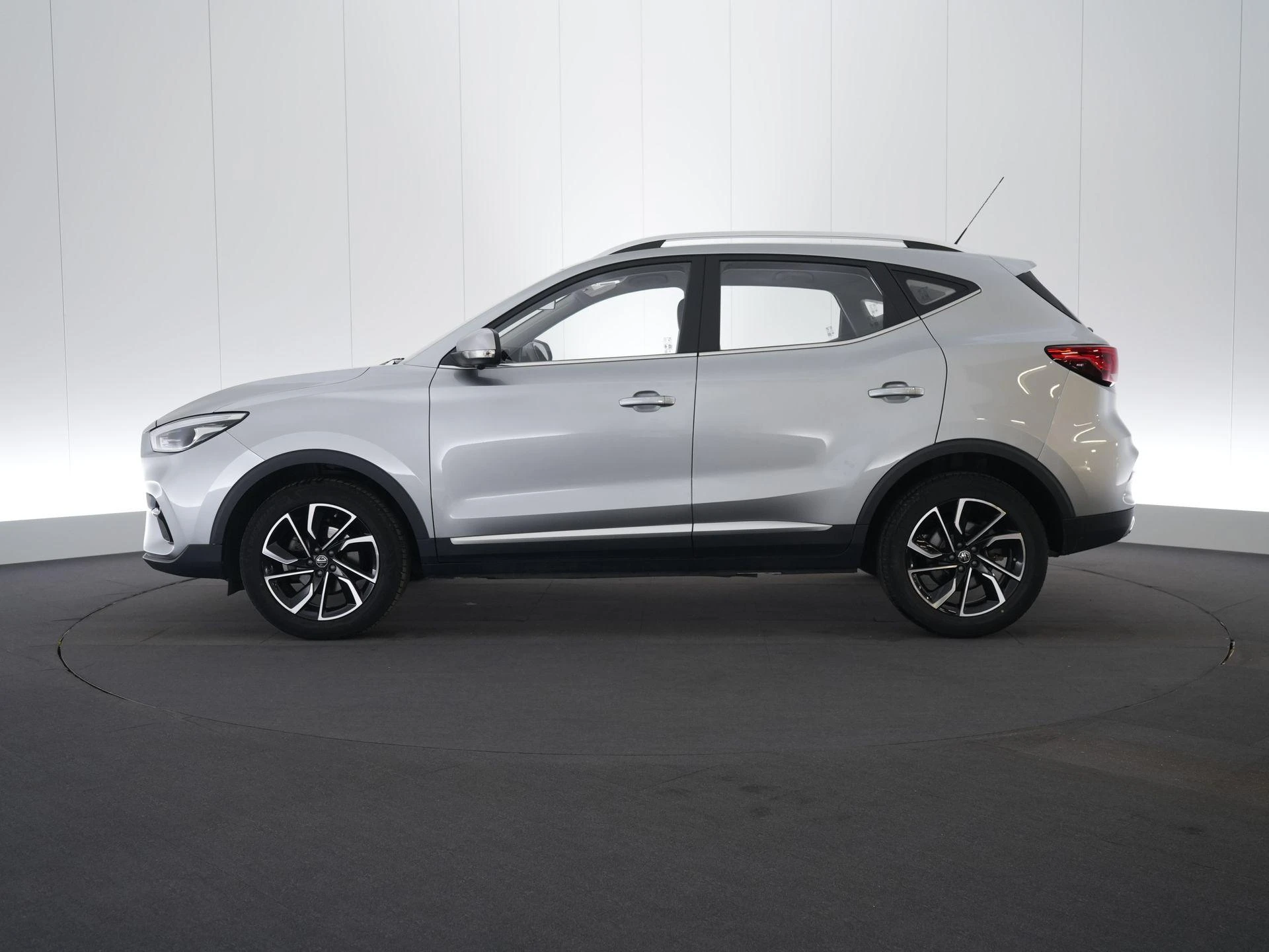 MG-ZS-image-3