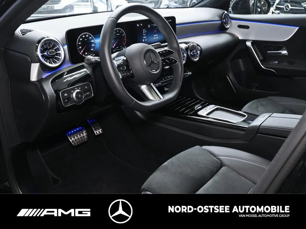 Mercedes-Benz A-Klasse 180 AMG EDITION ADVANCED+ KAM PANO NIGHT AMG Line