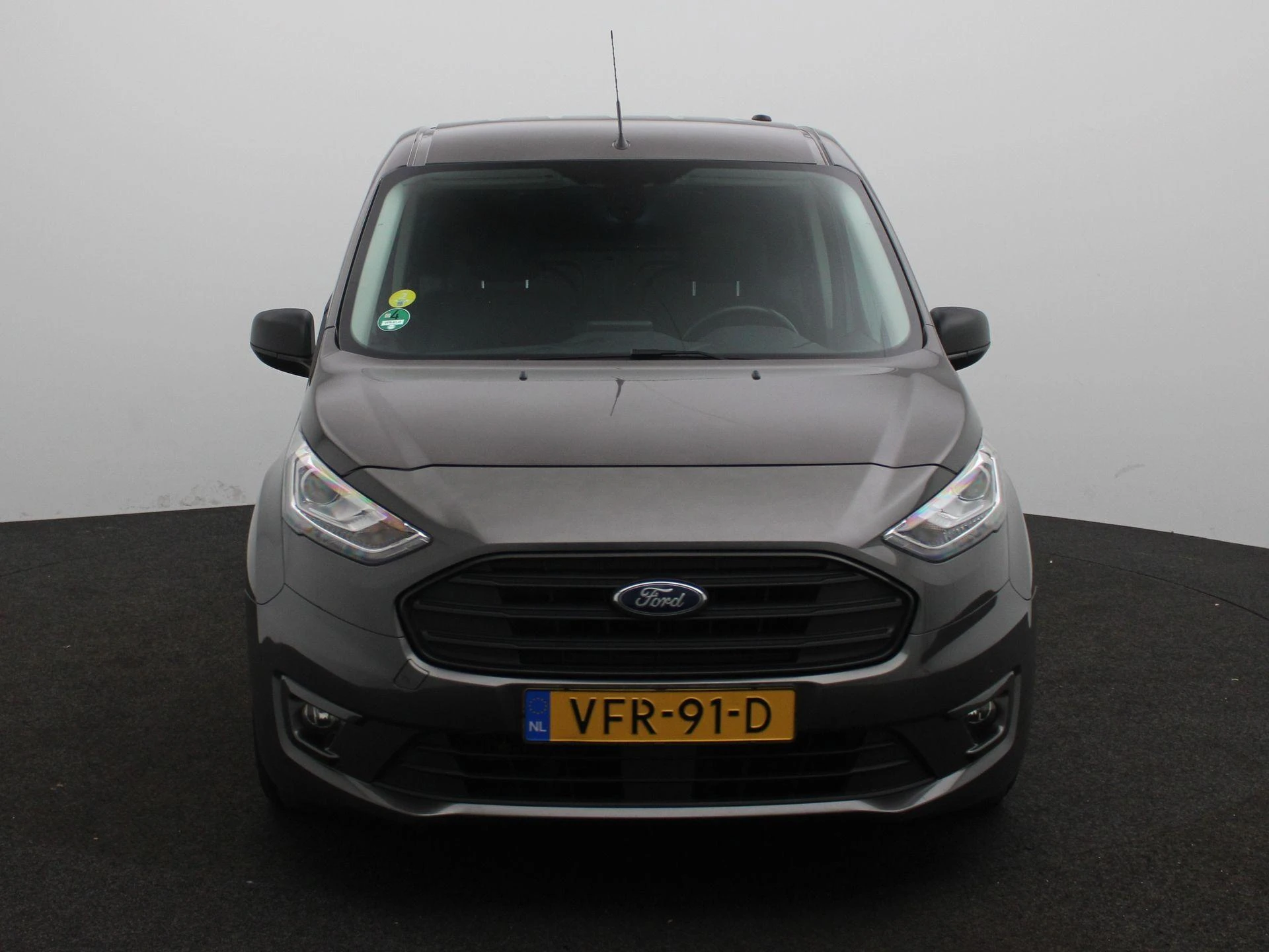 Ford-Transit Connect-image-2