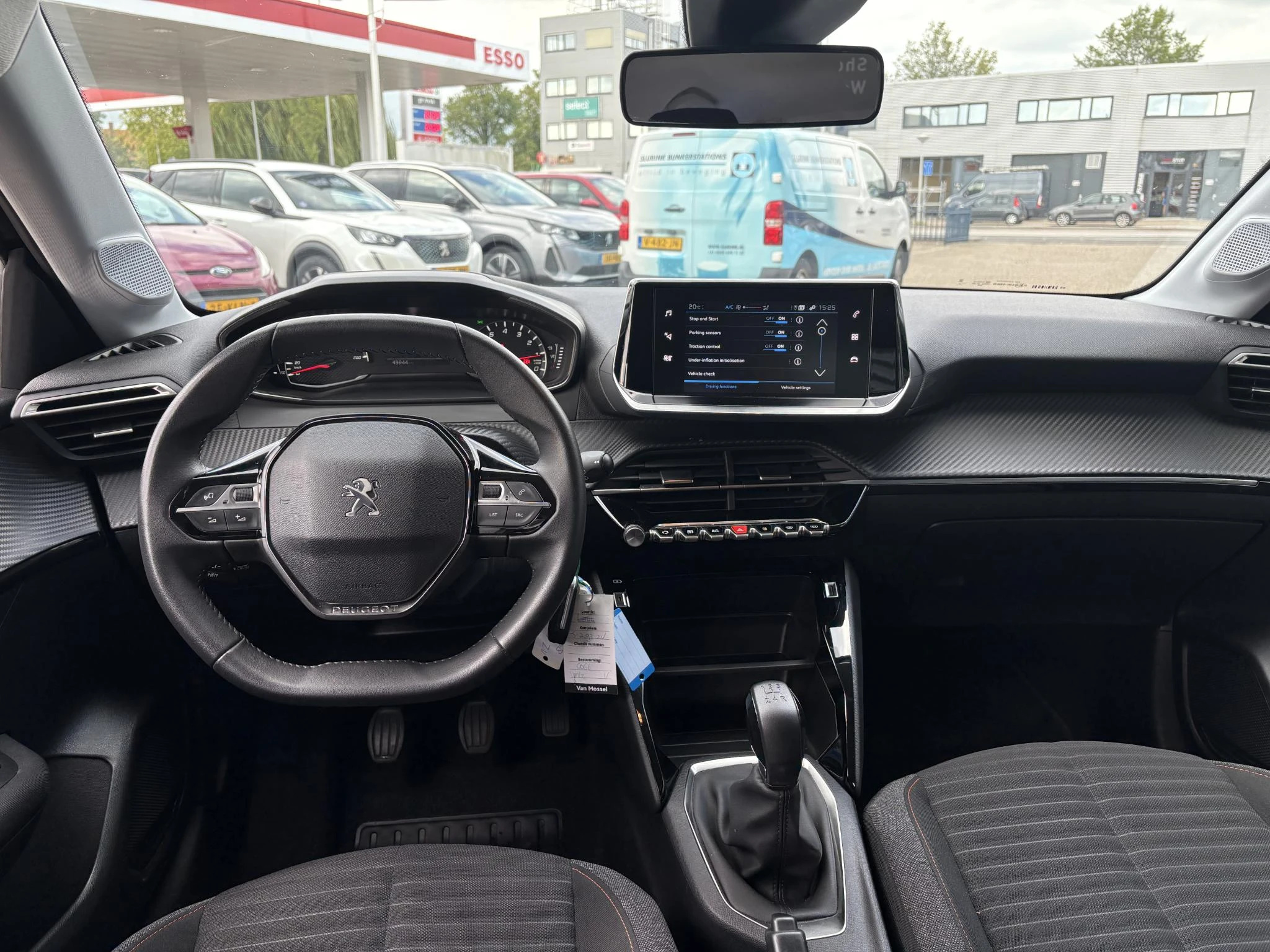 Peugeot-208-image-10