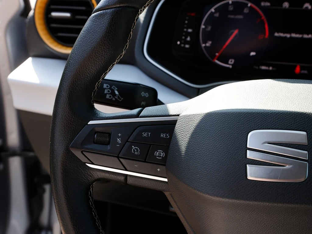 SEAT-Arona-image-14