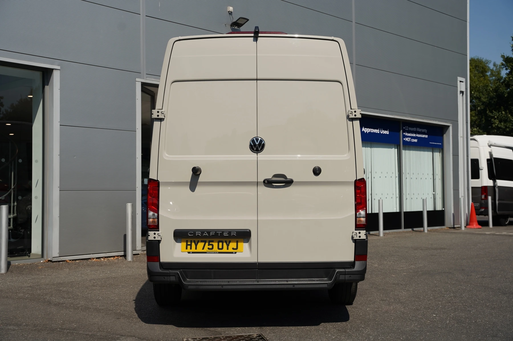 Volkswagen-Crafter-image-10