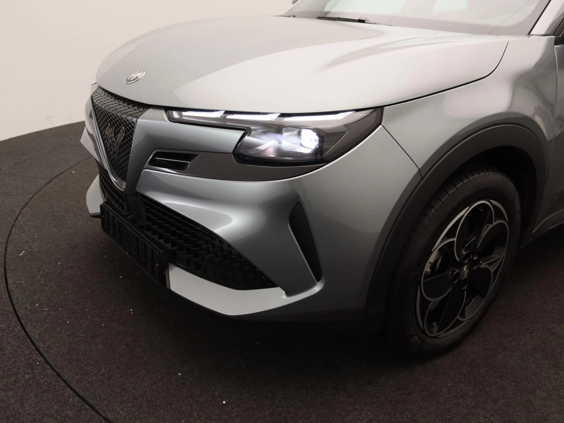 Alfa Romeo-Junior-image-13