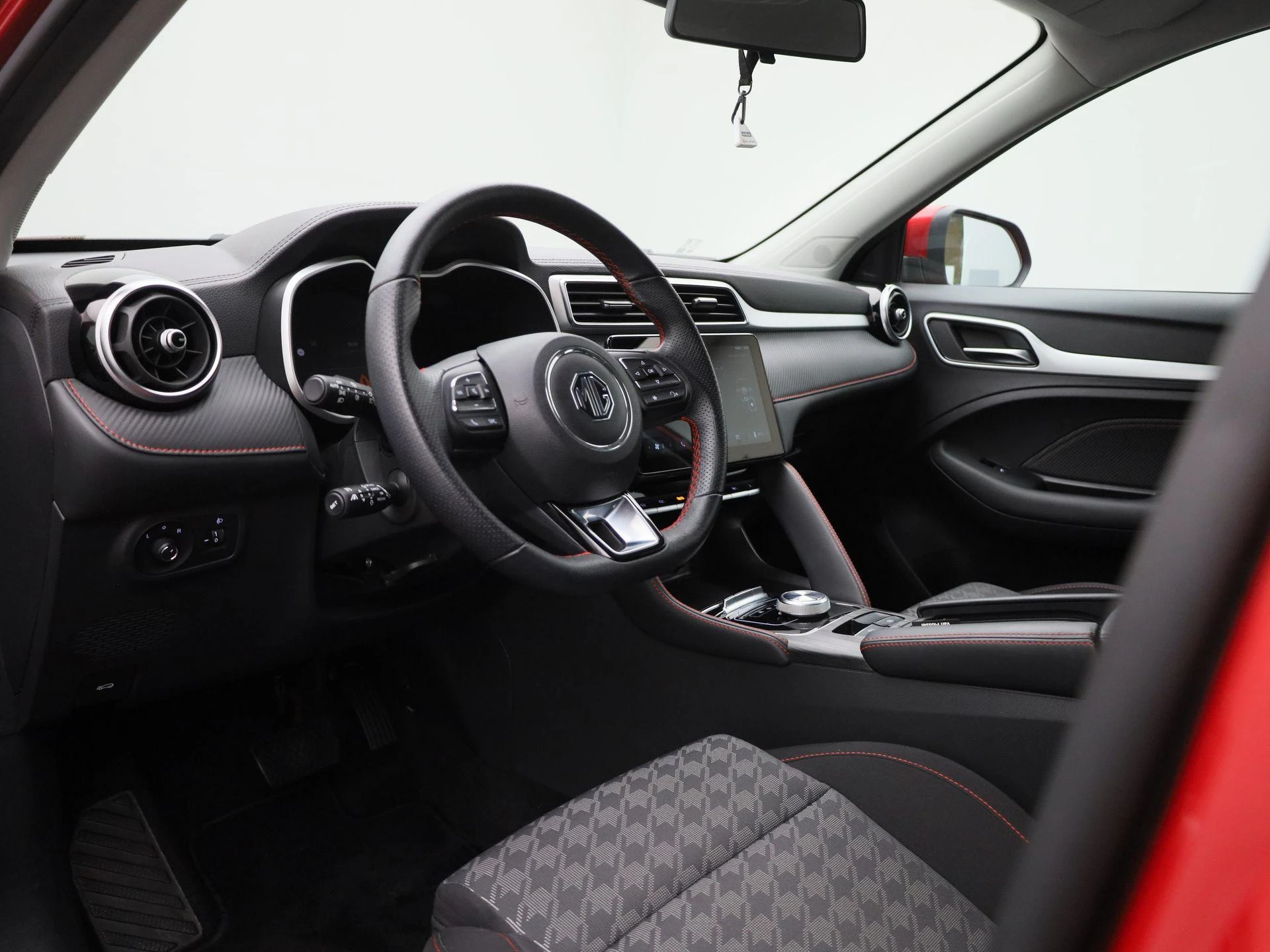 MG-ZS EV-image-31