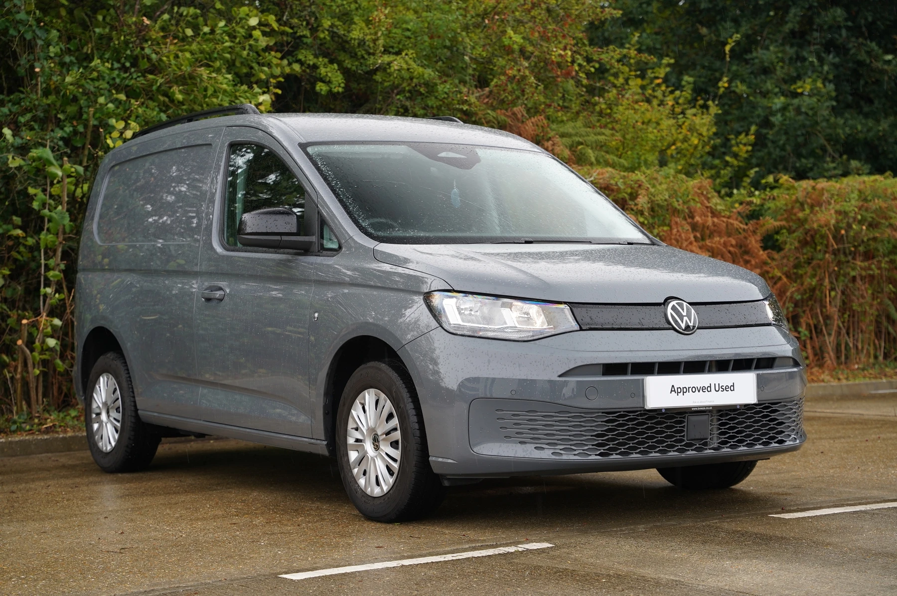 Volkswagen-Caddy-image-0