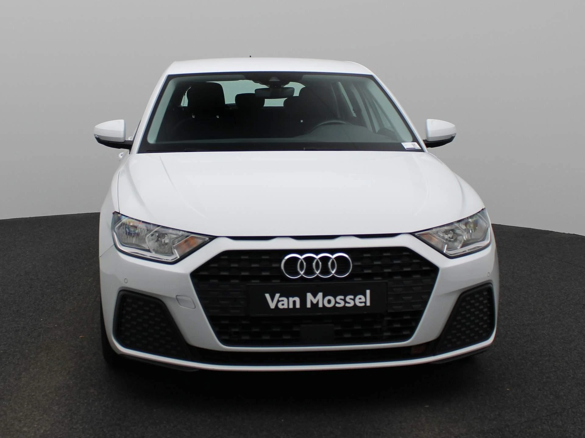 Audi-A1 Sportback-image-2