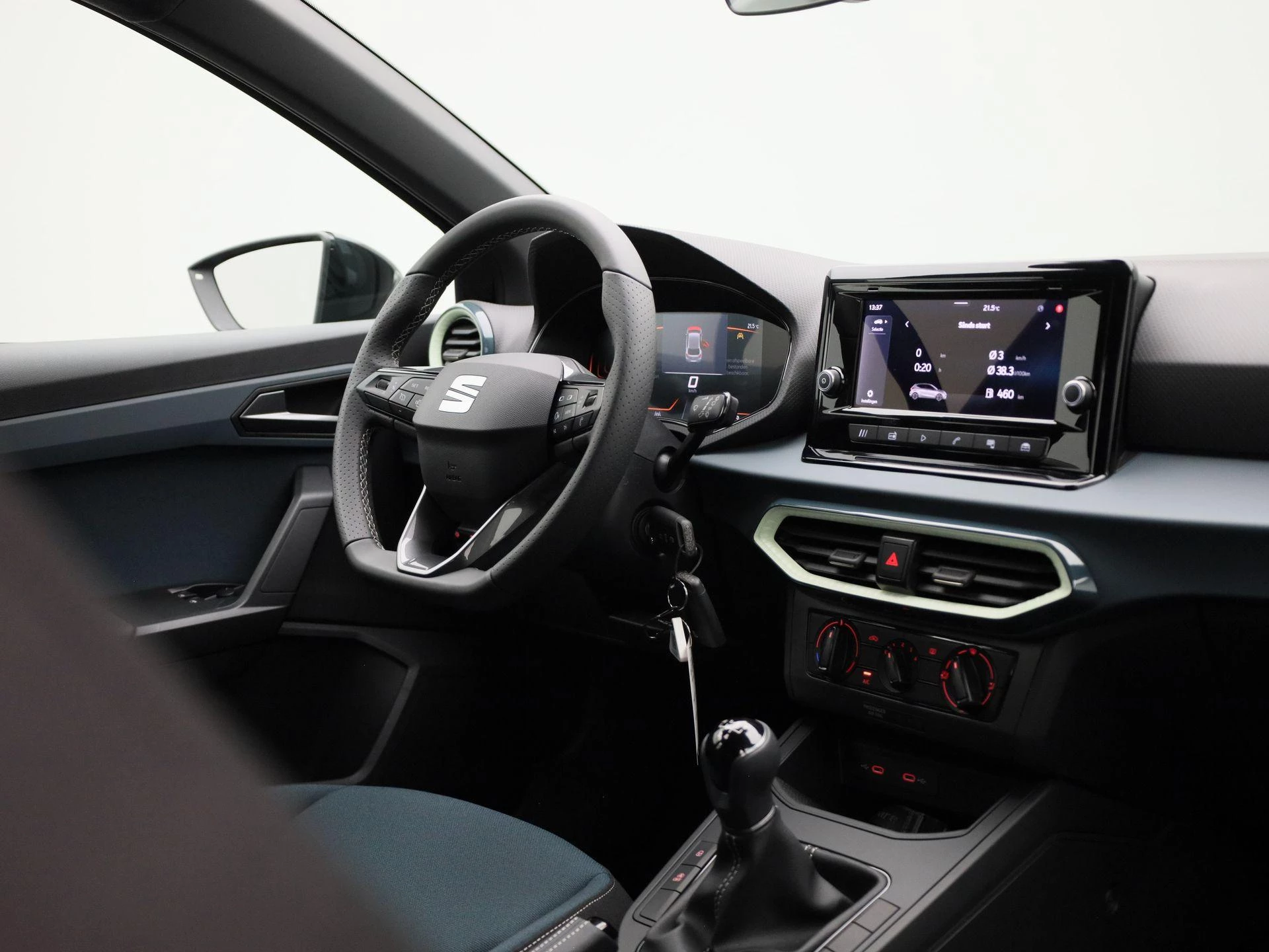SEAT-Ibiza-image-27