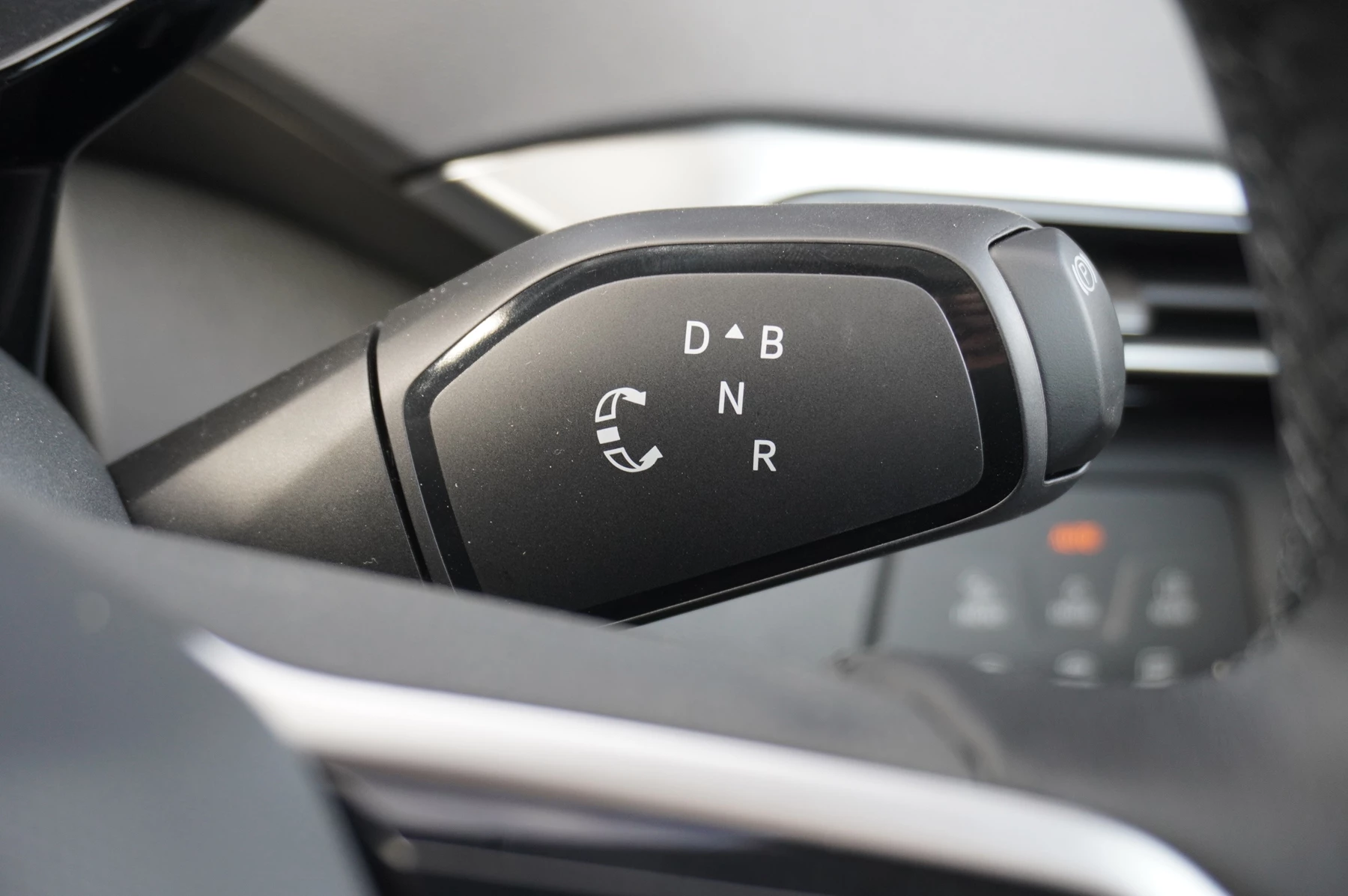 Volkswagen-ID.4-image-30