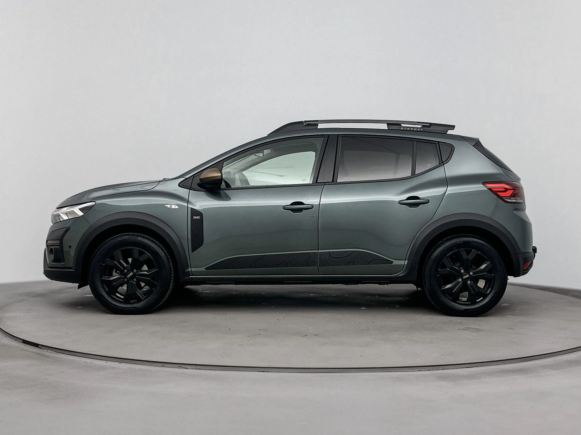 Dacia-Sandero Stepway-image-1