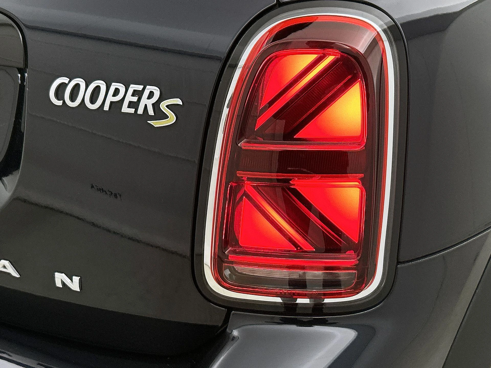 MINI-Countryman-image-30