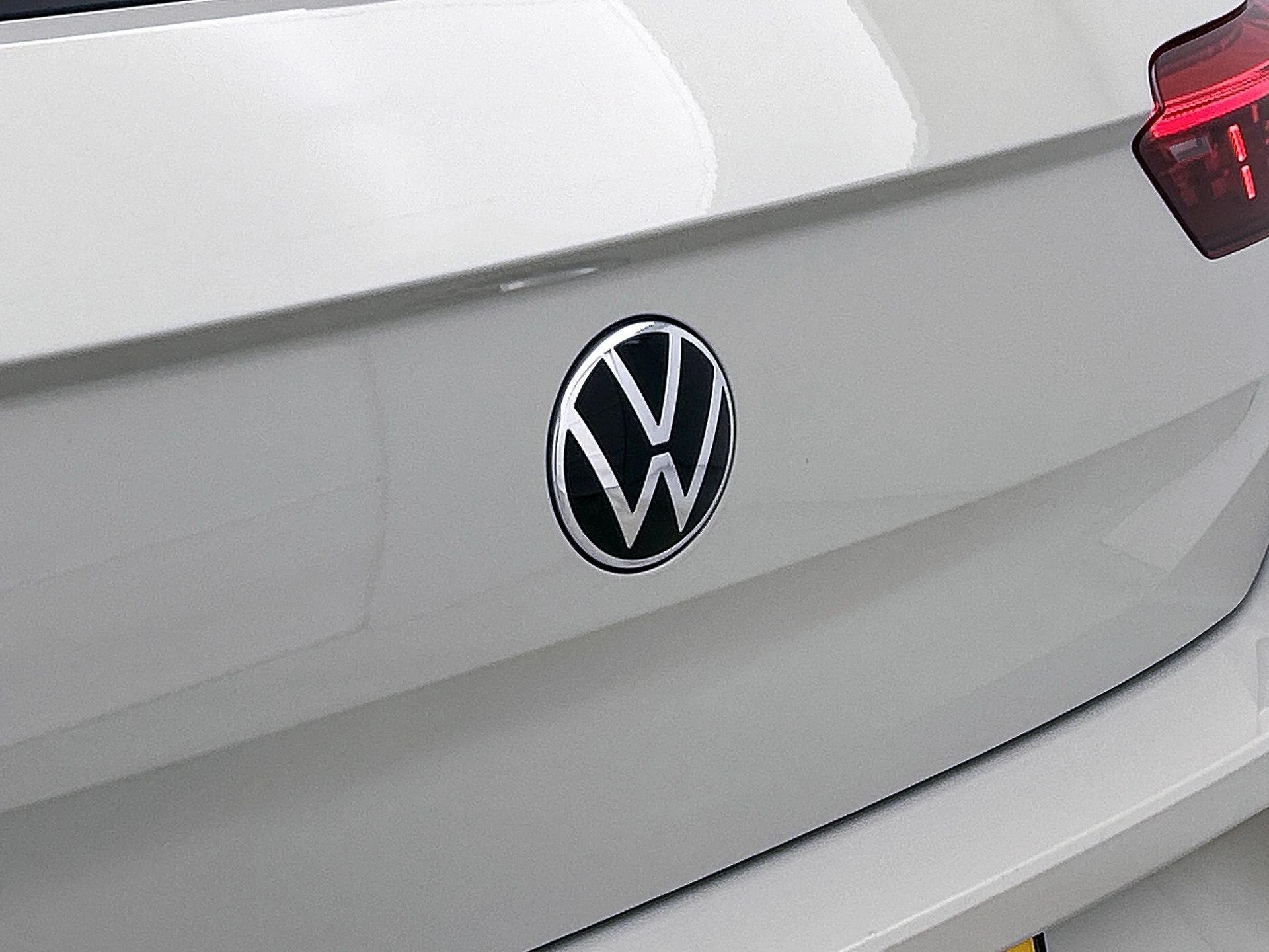 Volkswagen-T-Roc-image-31