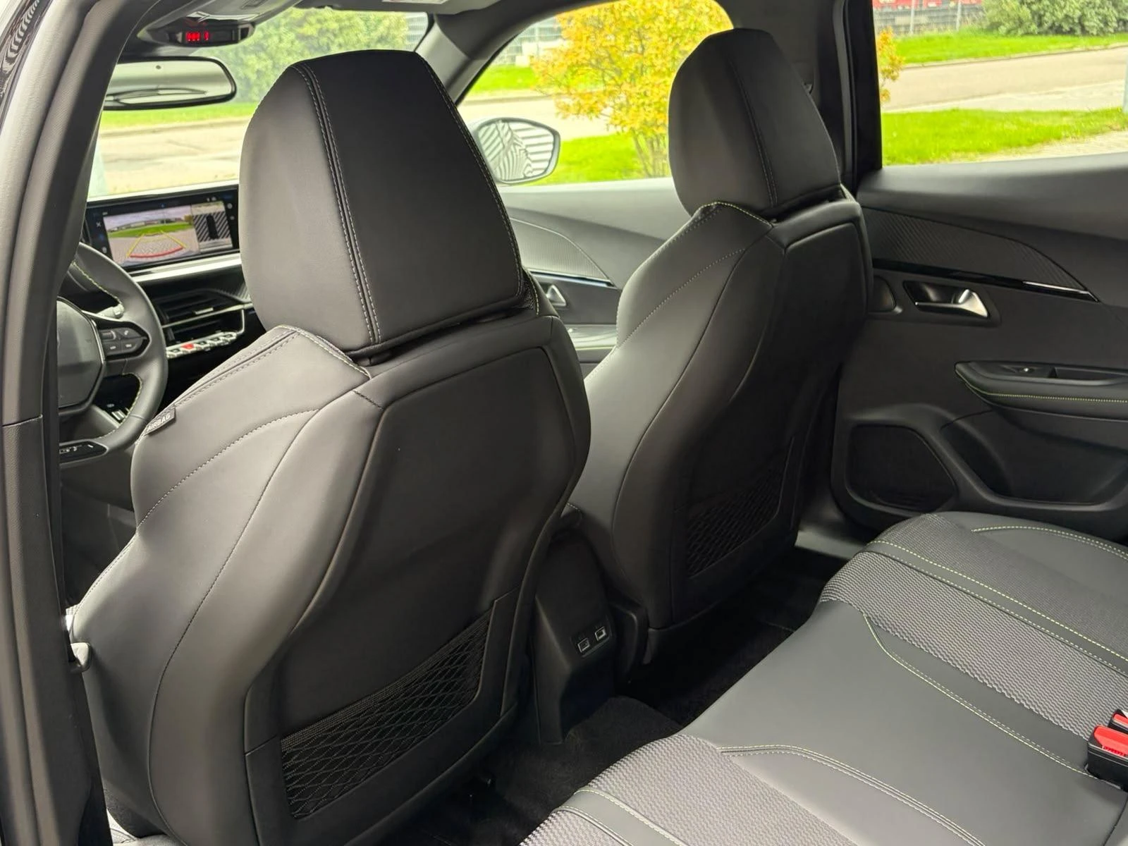 Peugeot-2008-image-9