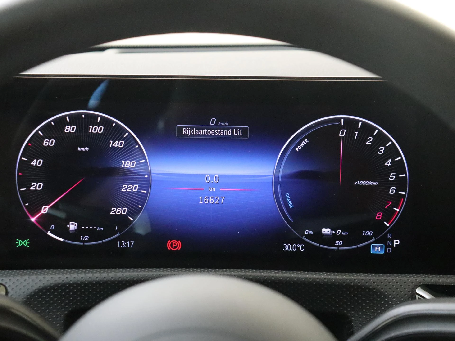 Mercedes-Benz-A-Klasse-image-11