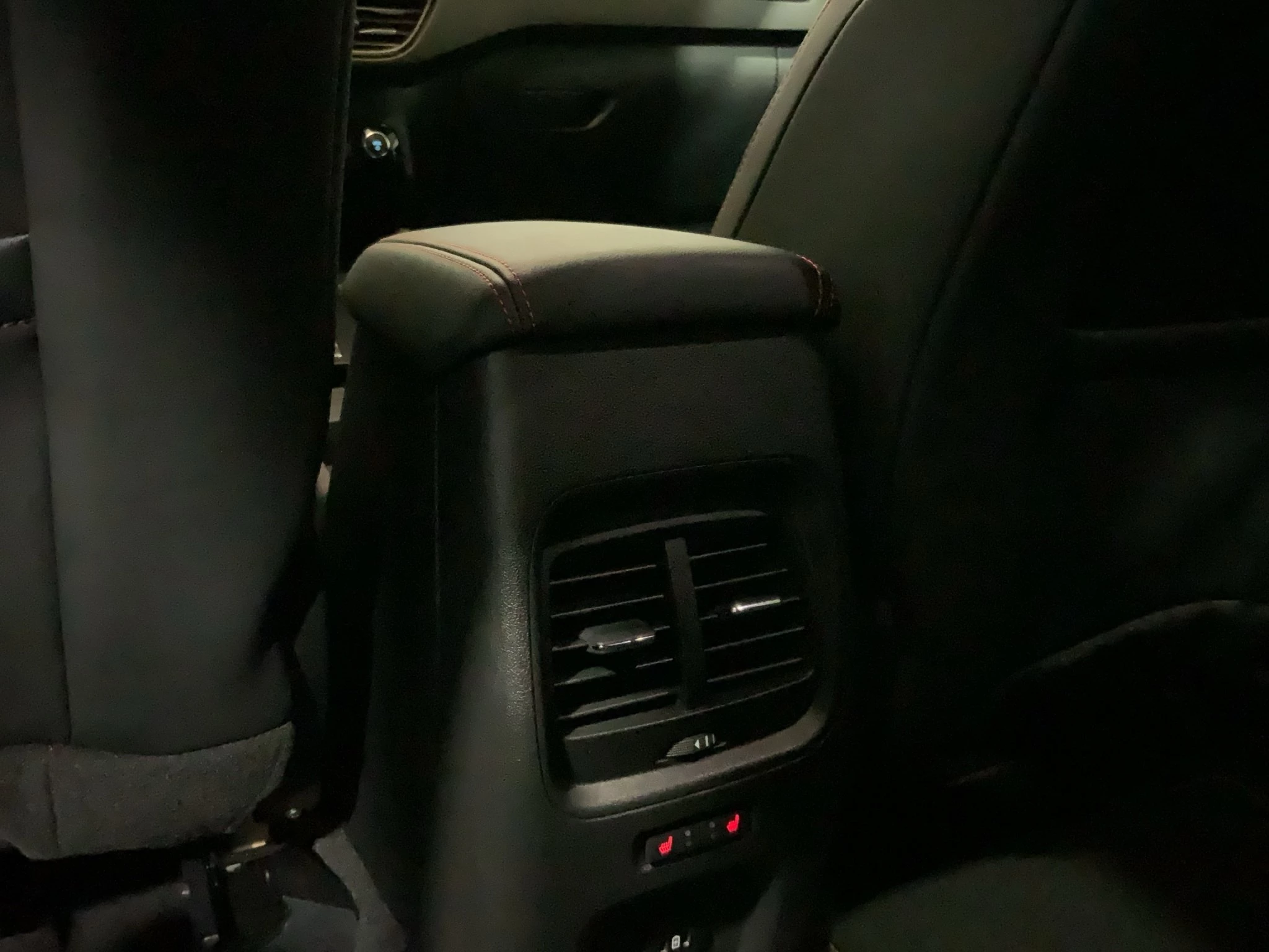 Ford Kuga ST-Line X Aut.*360GRAD*LED-MATRIX*NAVI*GRA*WINTER-PKT.