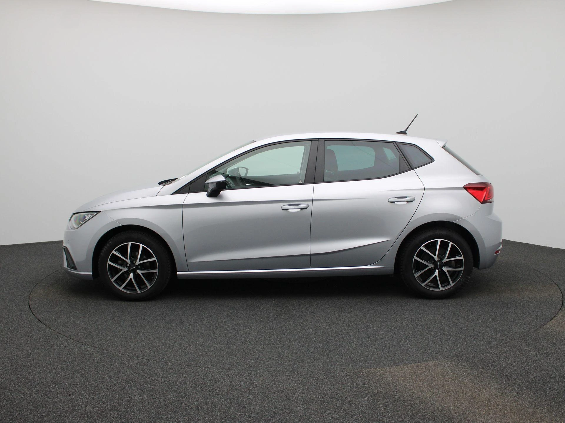 SEAT-Ibiza-image-4