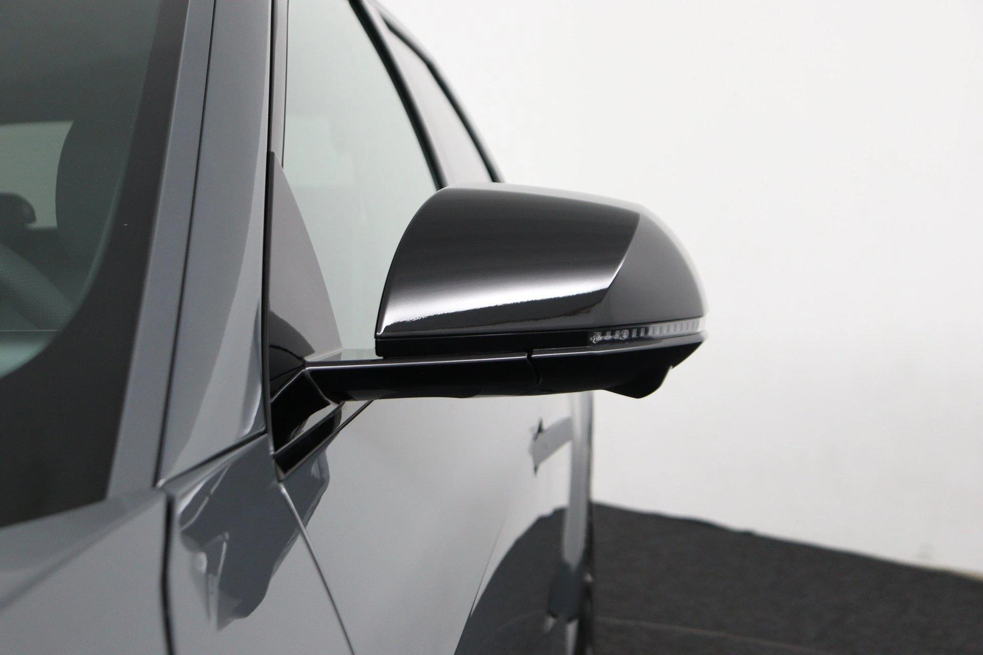 Hyundai-IONIQ 5-image-8