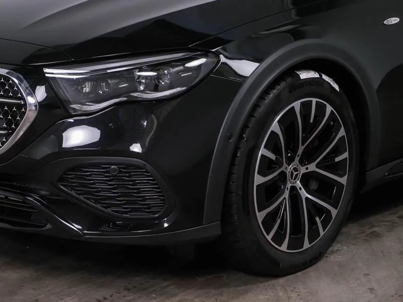 Mercedes-Benz-E-Klasse-image-3