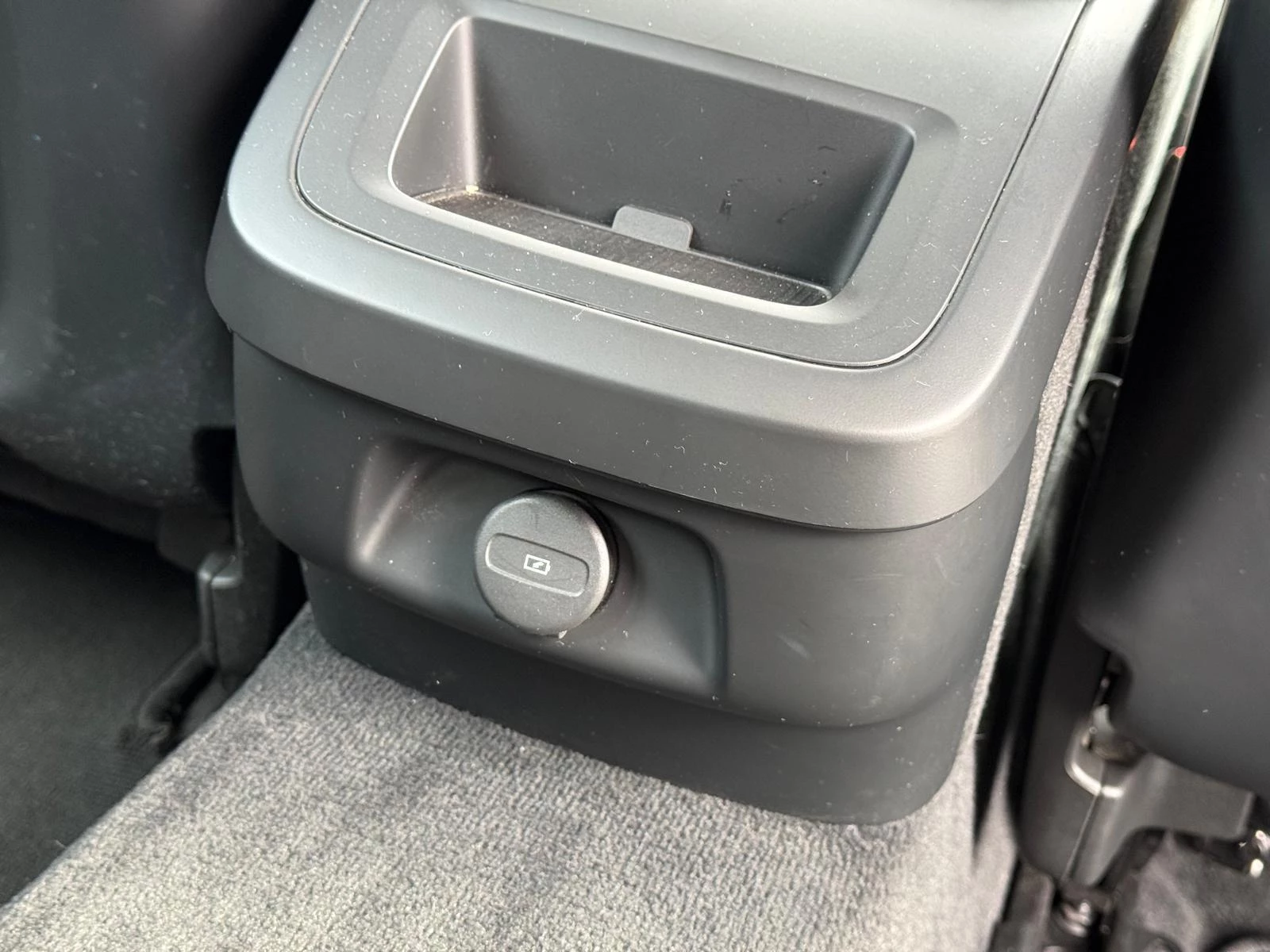 Volvo V60 B3 Momentum Advantage