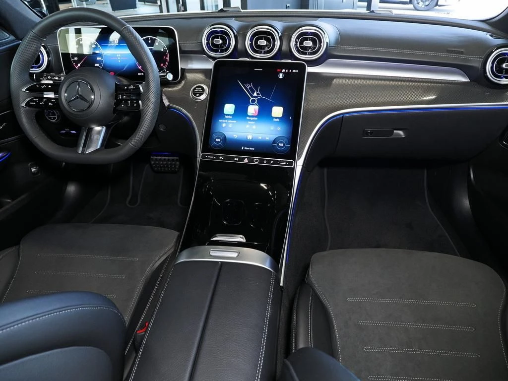 Mercedes-Benz-C-Klasse 180-image-13