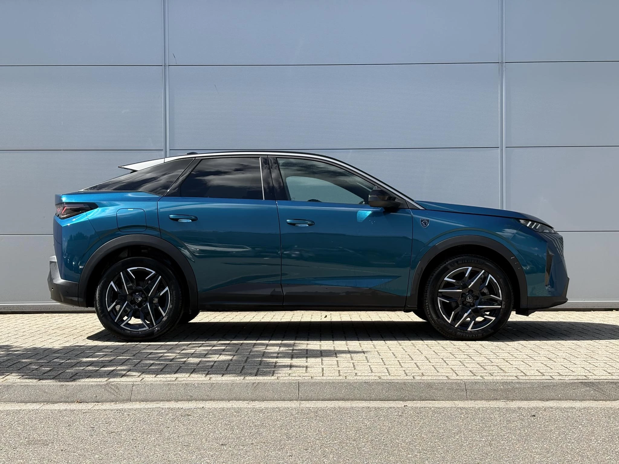 Peugeot 3008 1.2 Hybrid 136 GT