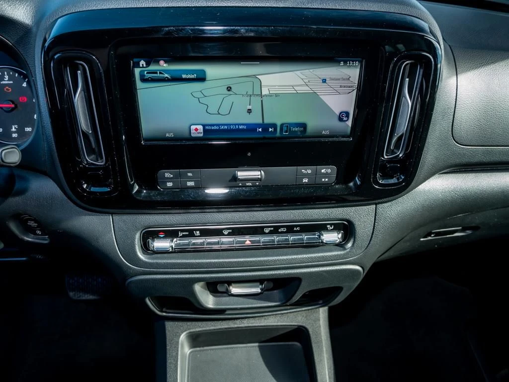 Mercedes-Benz-Vito 114-image-9