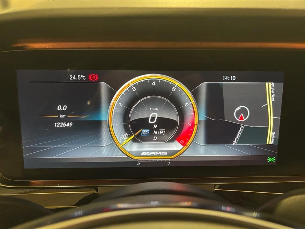Mercedes-AMG-E-Klasse 63 S AMG-image-5
