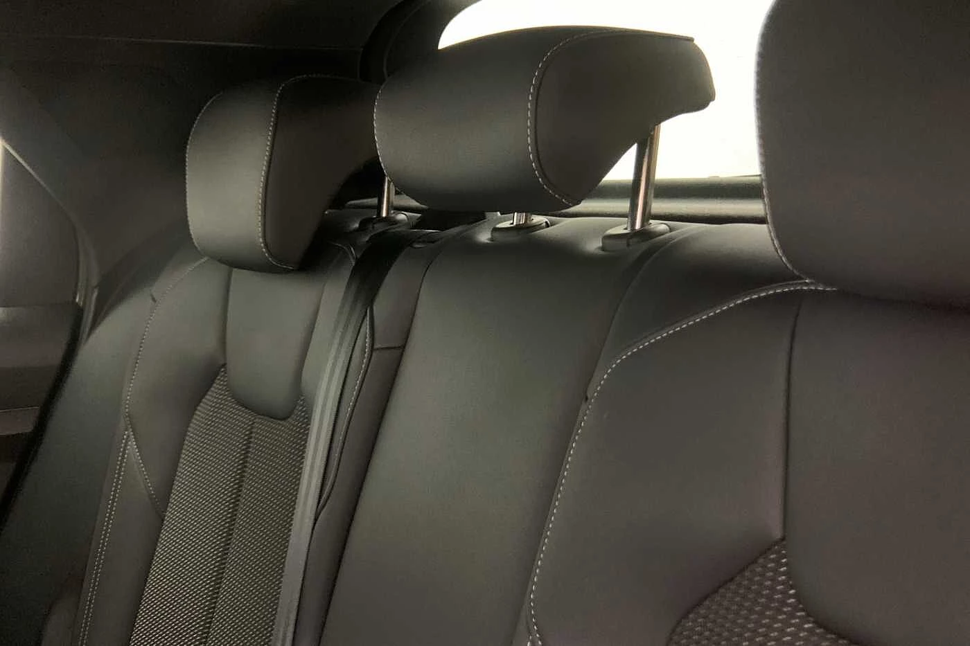 Audi-A1 Sportback-image-9
