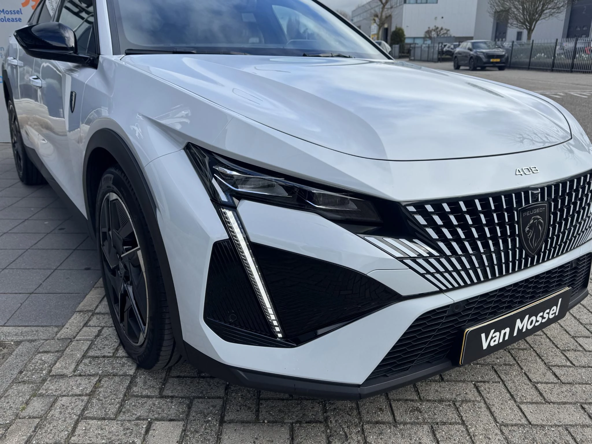 Peugeot-408-image-6