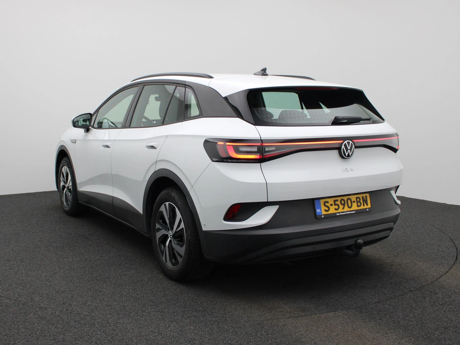 Volkswagen-ID.4-image-1