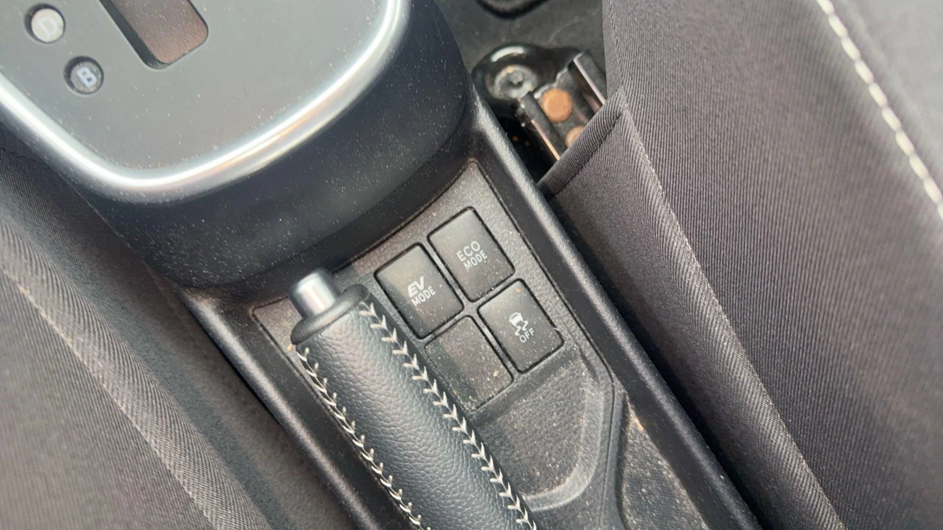 Toyota-Yaris-image-4
