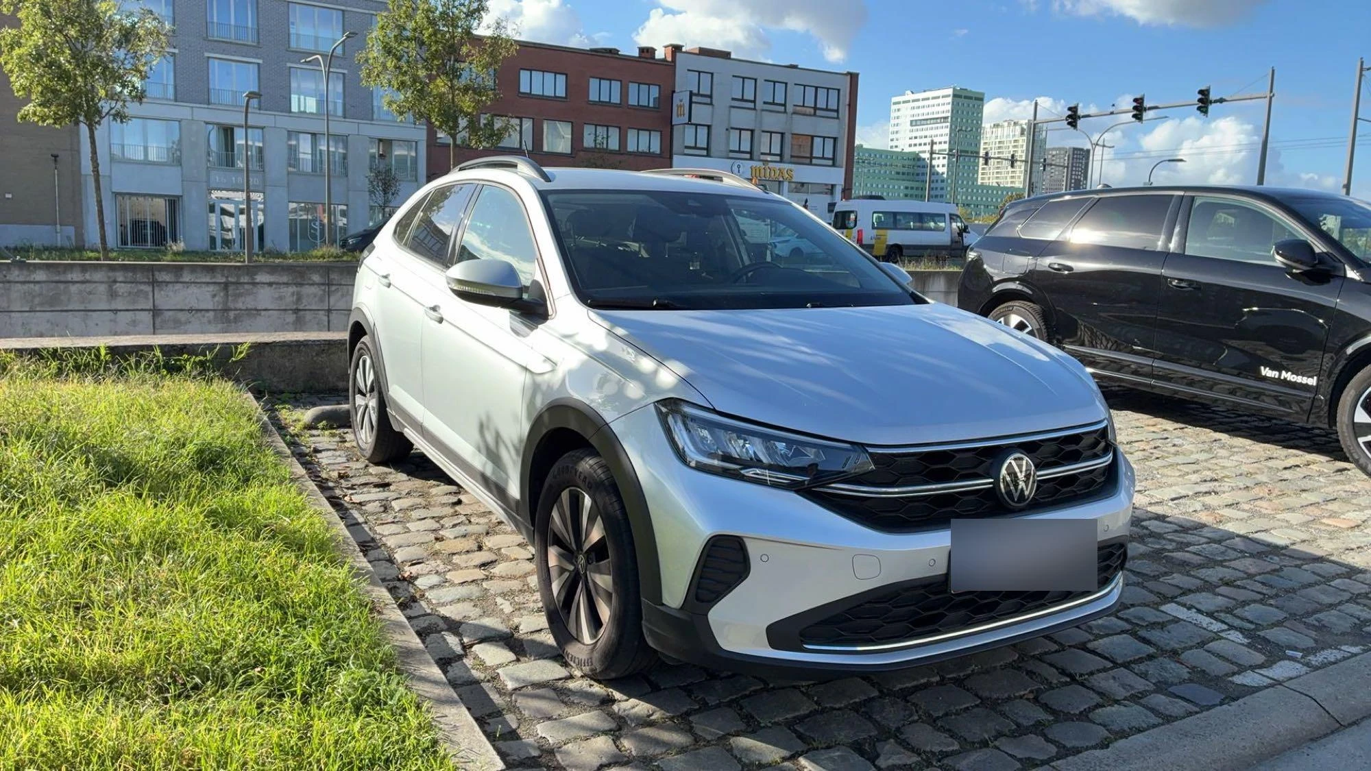 Volkswagen-Taigo-image-1