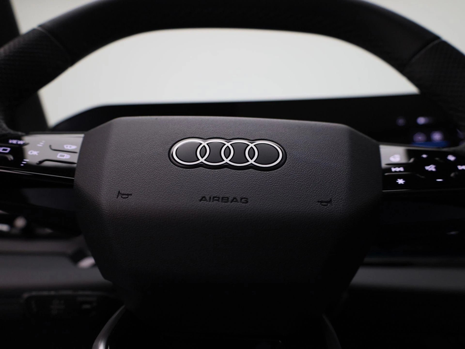 Audi-Q6 e-tron-image-36