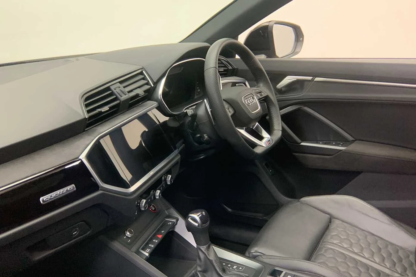 Audi-RSQ3-image-1