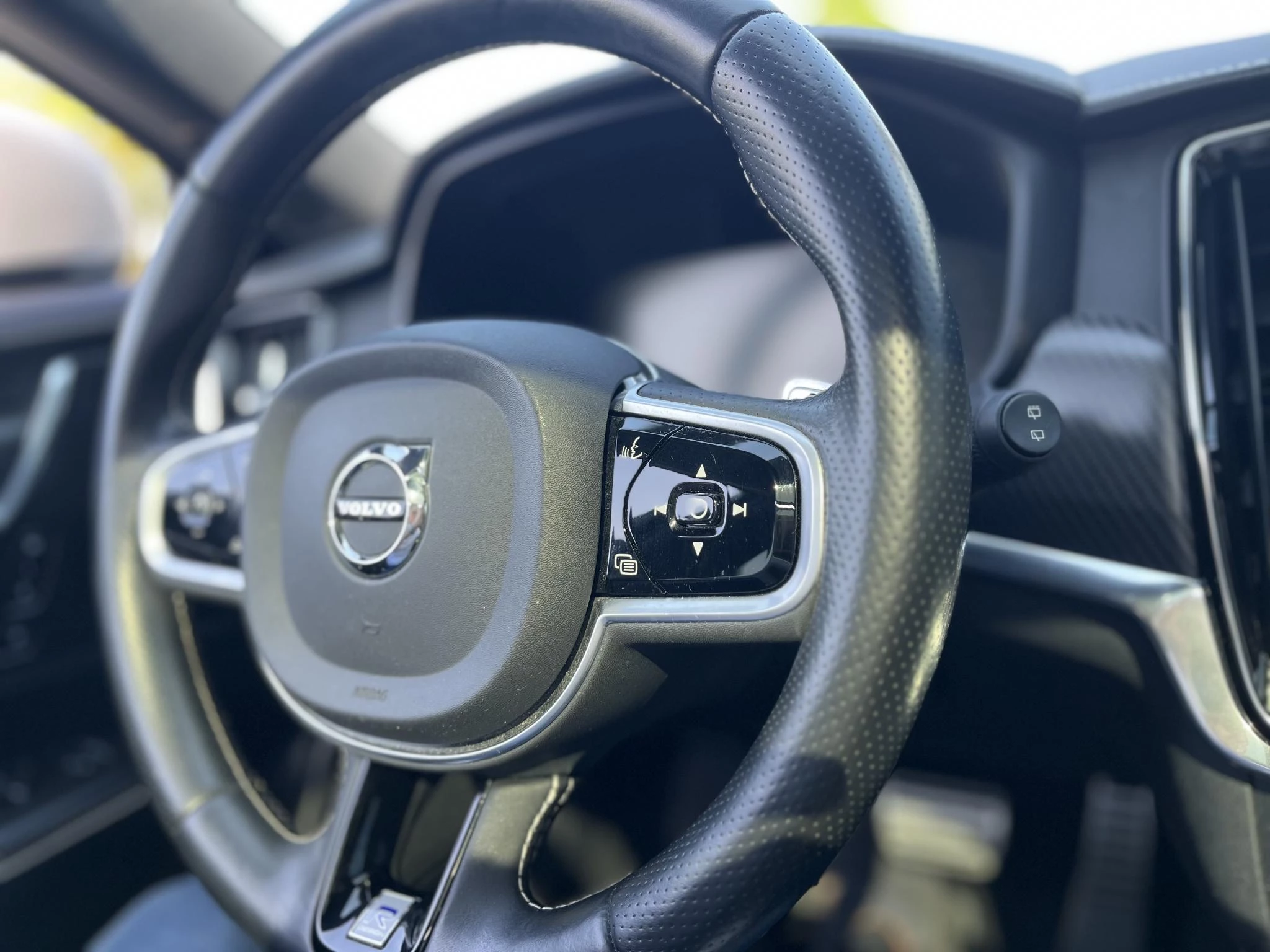 Volvo-V90-image-22