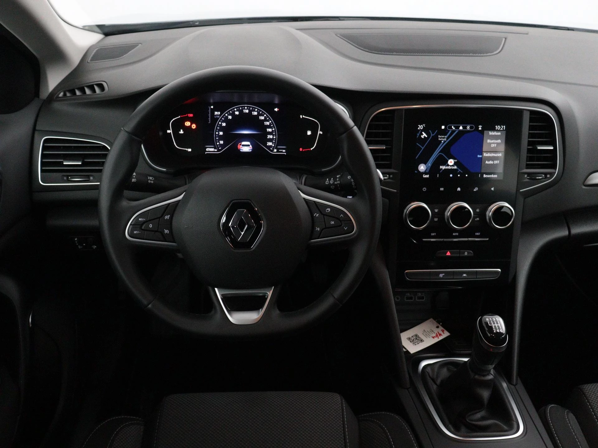 Renault-Mégane Estate-image-16